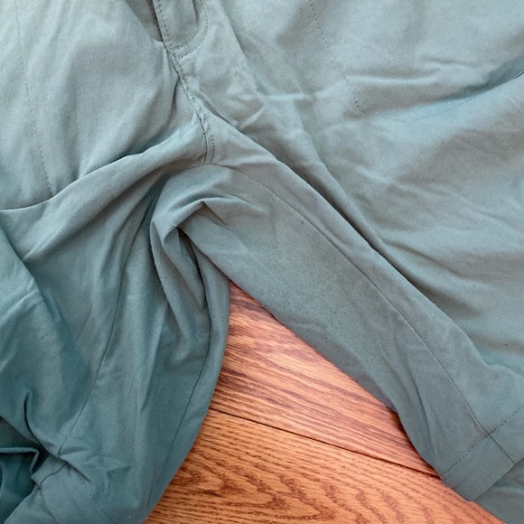 Columbia pants - Picture 2 of 6